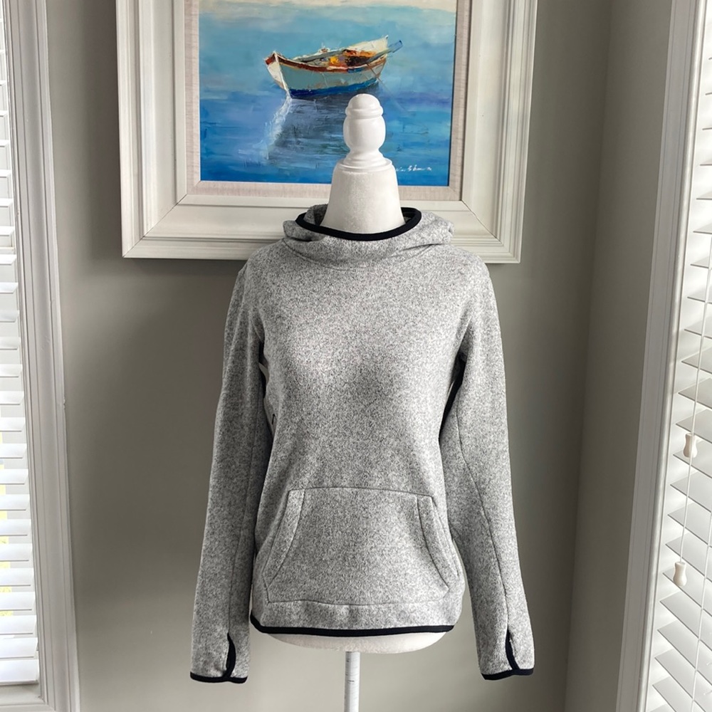 NIKE- ThermaFit Hoodie, Size S